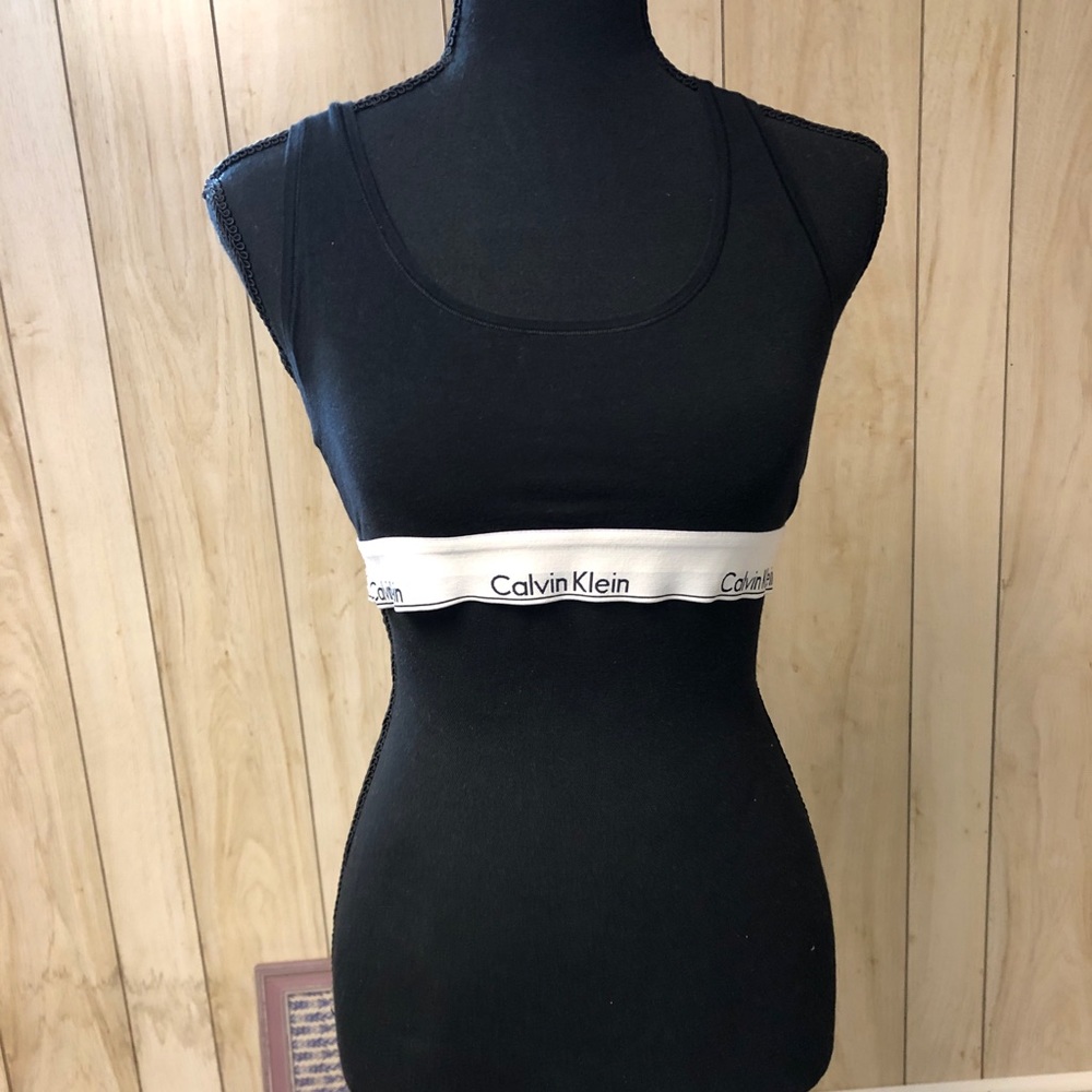 NWOT Calvin Klein Sports Bra